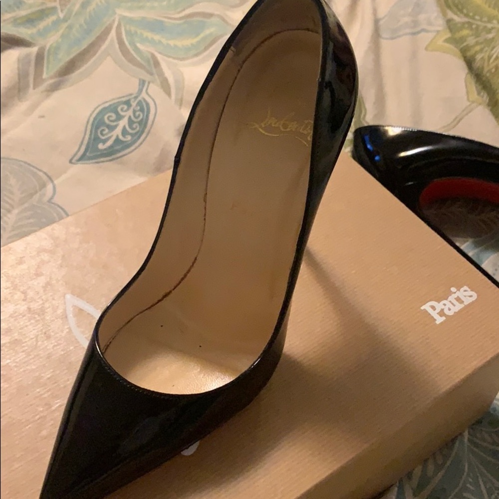 Authentic Christian Louboutin So Kate 120 patent